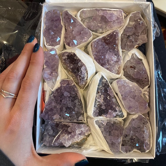 Other - Raw Amethyst Geode crystal Clusters